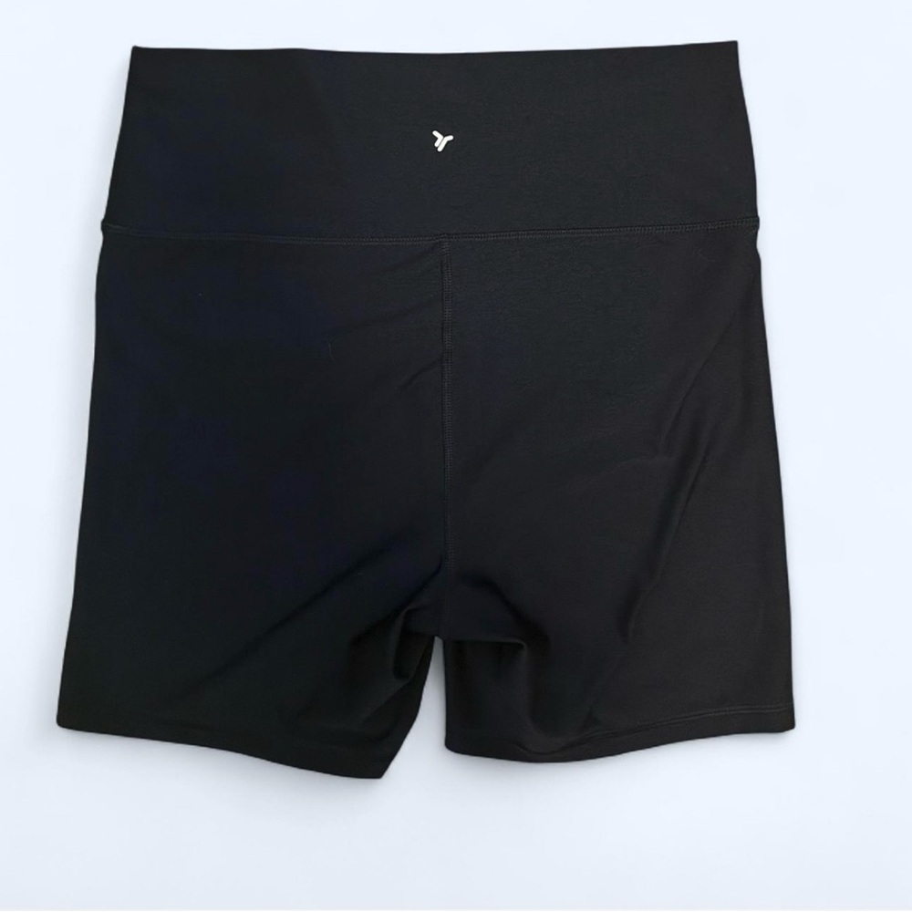 Old Navy Women's Black Bike Shorts - Picture 2 of 2